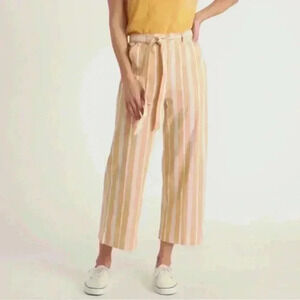 Marine Layer women’s size large wide leg, belted pull on pants.Great condition.